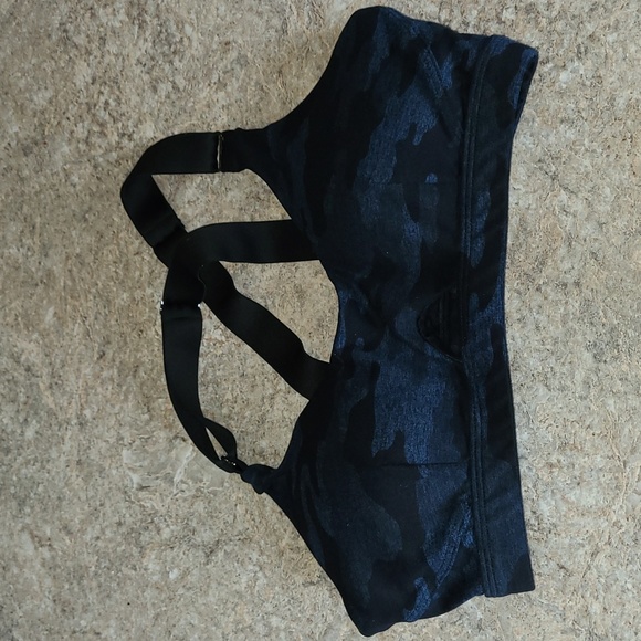 Bombshell sportswear camo sports bra - Picture 3 of 4